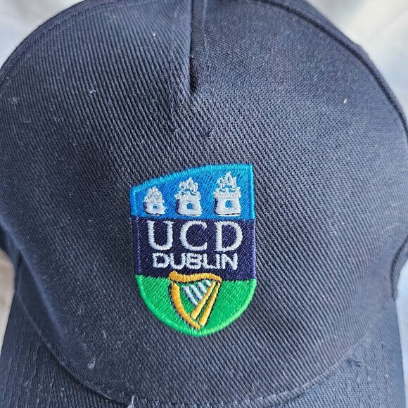 UCD Baseball Cap with a full coloured UCD crest centred on the front. NWT Navy - Picture 2 of 5